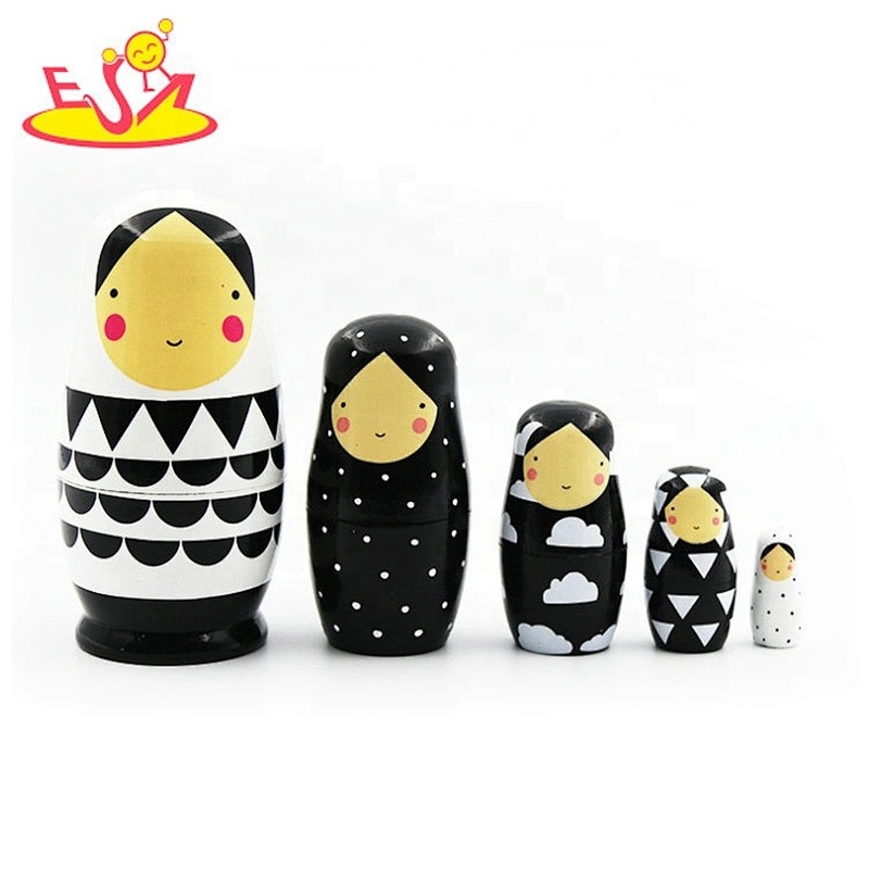 2020 New design nesting wooden russian doll with hand painted W06D145