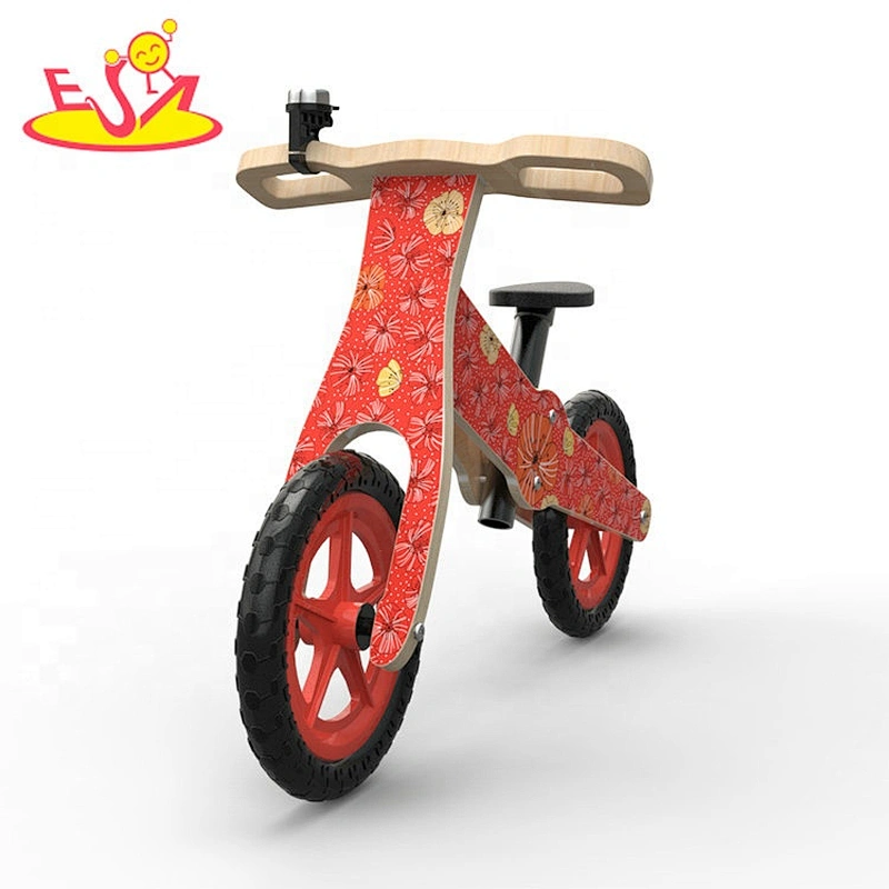 New arrival small wooden scoot bike for kids W16C268