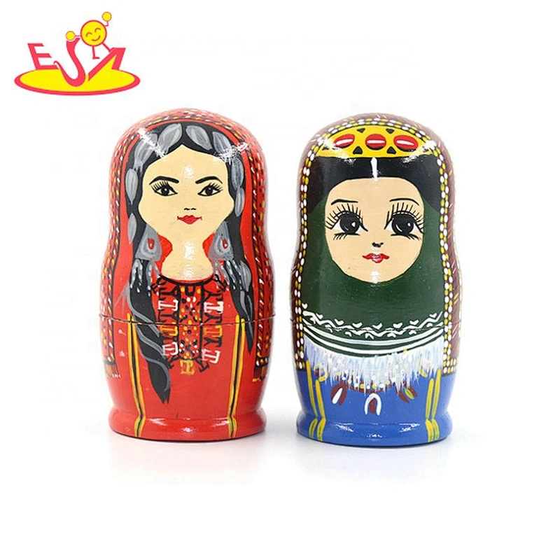 2020 New design nesting wooden russian doll with hand painted W06D145