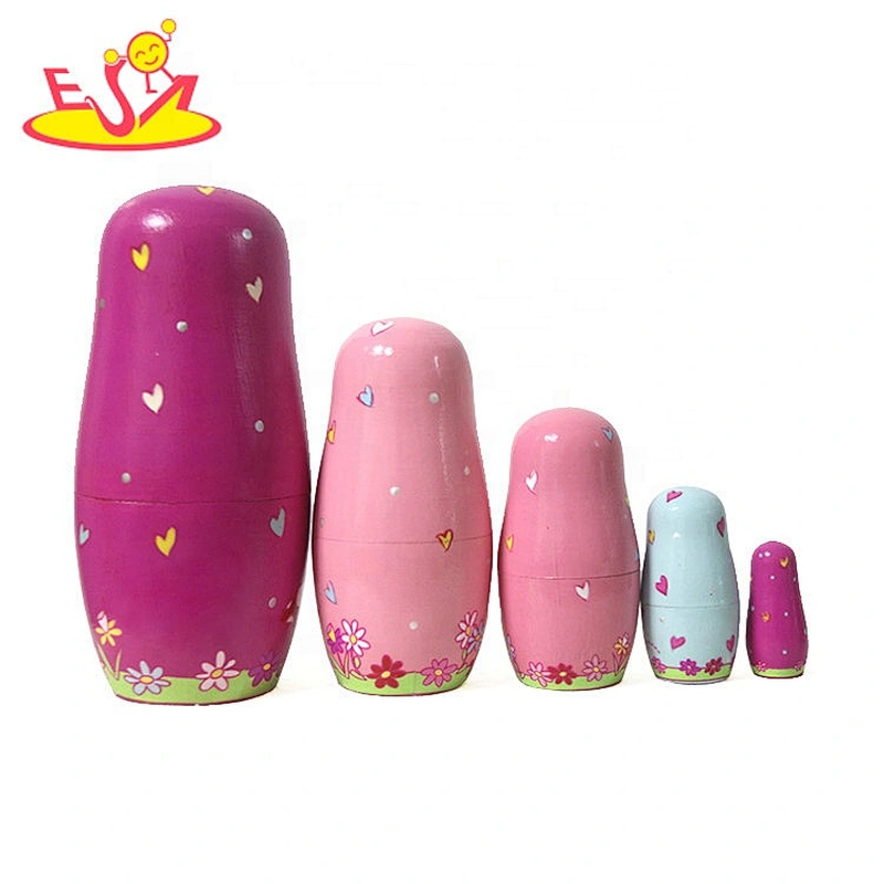 2020 Hand painted 5 in 1 wooden russian doll inside a doll for children W06D140