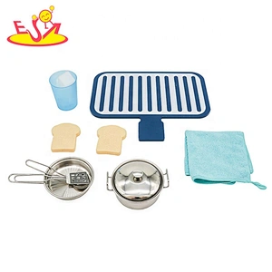 2020 New released brown wooden kids kitchen play set for sale W10C568