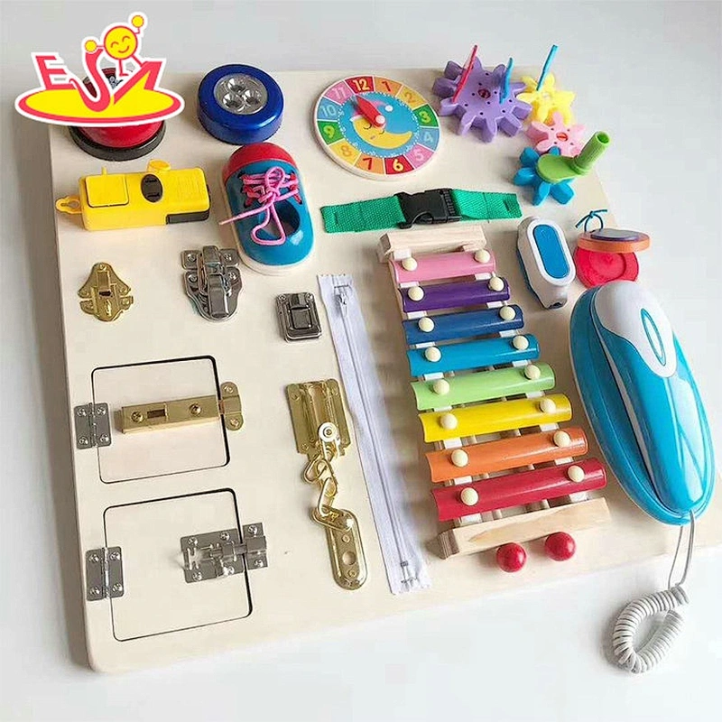 2021 Hot sale preschool sensory play set wooden busy board for toddlers W12D248