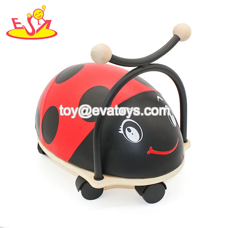 2021 New design ladybug shape twist car wooden indoor walker for kids W16A041