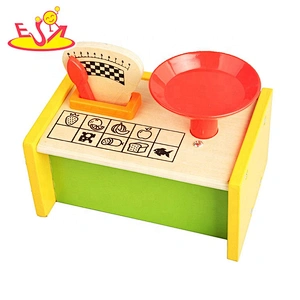 Hot sale intelligent pink wooden assemble tools platform scale toy for children W10D290