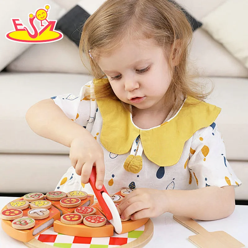 High quality preschool pretend play cutting wooden toy food set for children W10B385