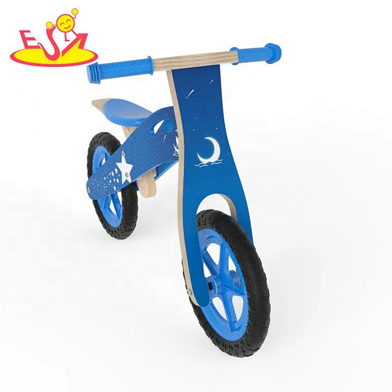 Most popular wooden balance bike for kids playing  W16C311C