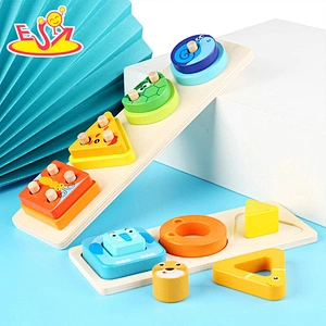 2021 New arrival shape matching toys early educational animal recognition game stacking block  W13E157