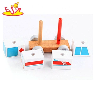 2021 Promotion wooden toy pretend ambulance early educational play set car W04A533