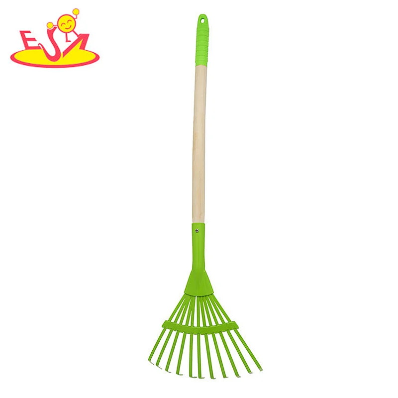 2020 New arrival diy kids wooden toy tool set W10D291