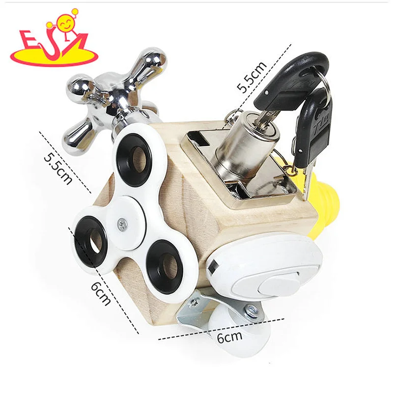 2021 new design children busy box wooden toys for Toddler W12D297