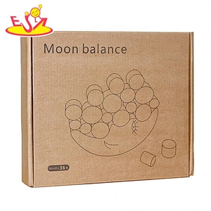 New creative moon shape wooden block balance toy for kids W11F104