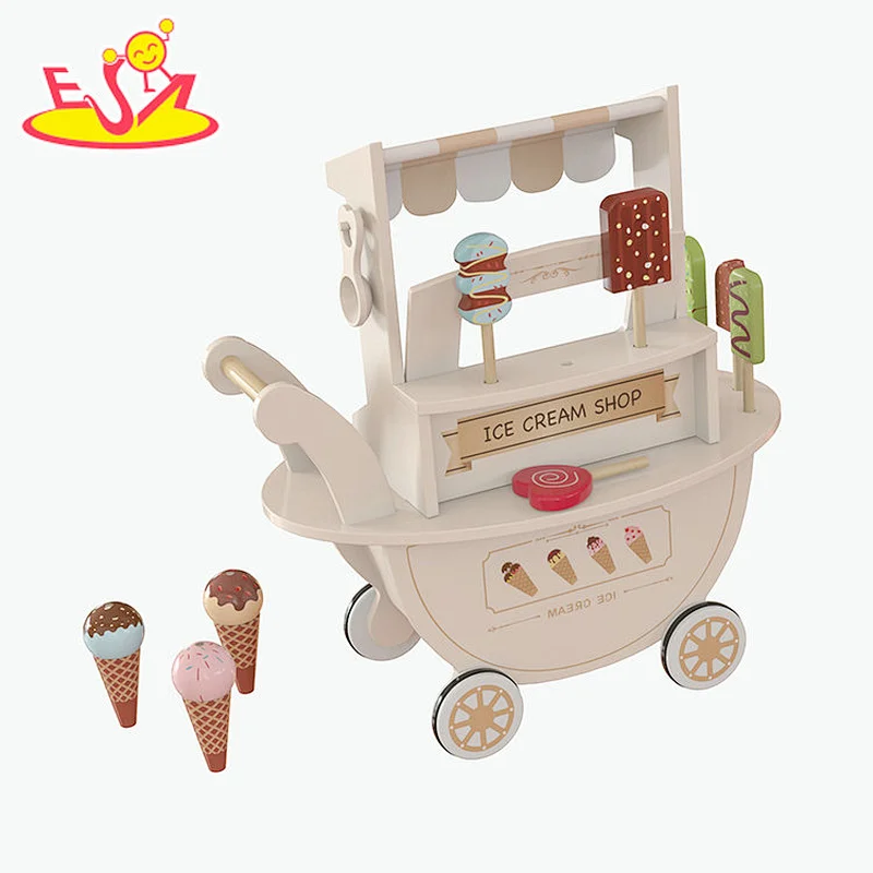 Los recién llegados fingen jugar con trajes de helado de madera juguetes para niños w10a148