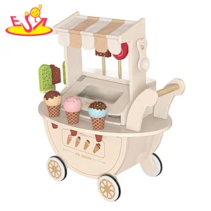 Los recién llegados fingen jugar con trajes de helado de madera juguetes para niños w10a148