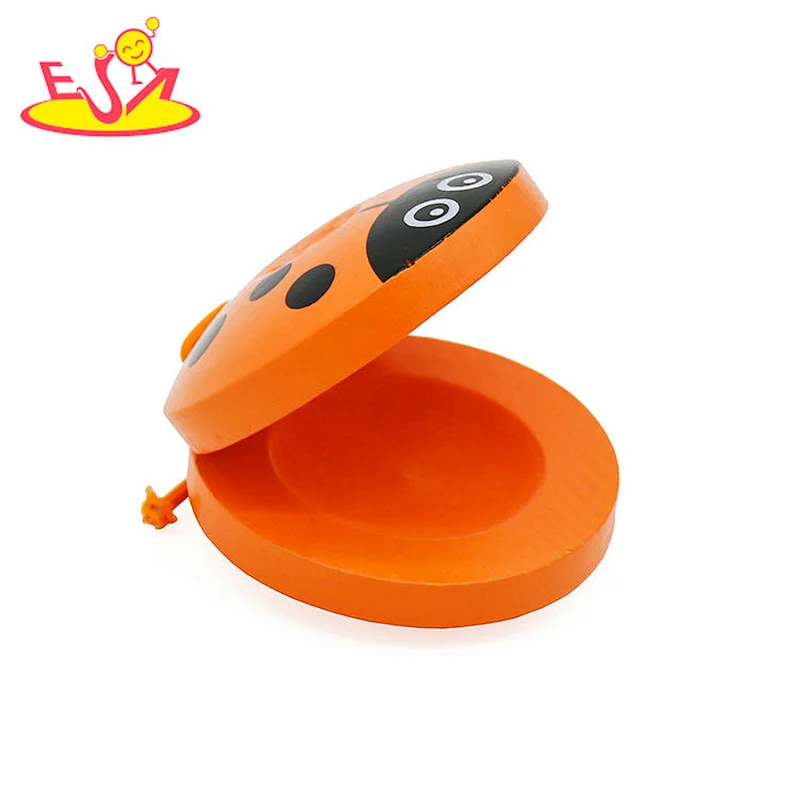 Neues Design Macaron niedliches hölzernes Spielküchenspielzeug für Kinder W10C582
