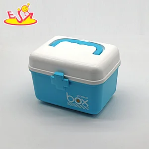 Customize educational assembly wooden toy screw nut set for kids W03C049
