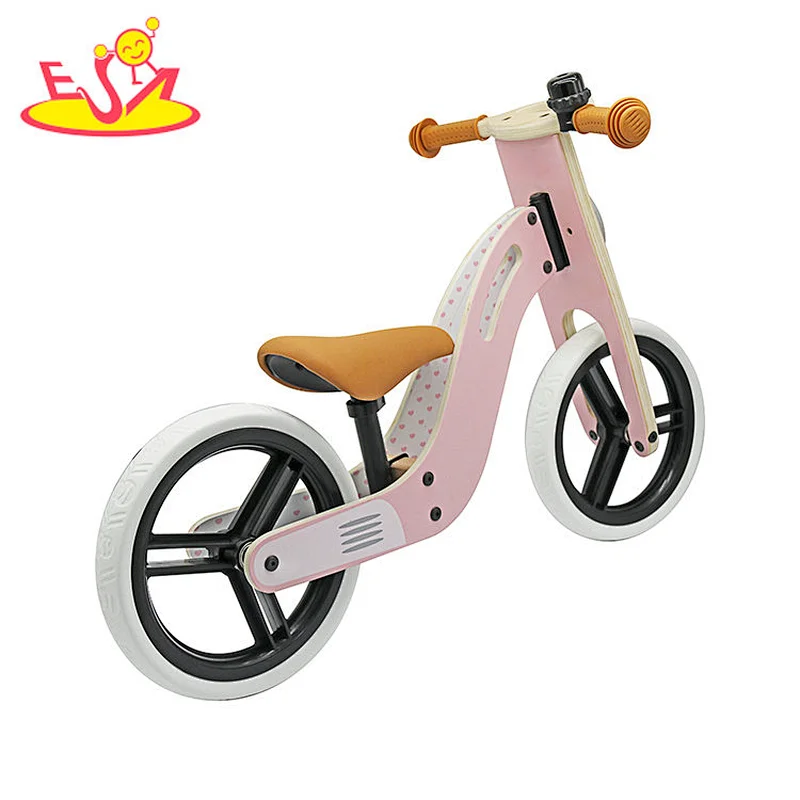 New design preschool pink wooden balance bike for girls W16C339