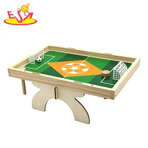 Lustiges 2-in-1-Mini-Schachbrett-Holzfußballtischspiel für Kinder W01A471