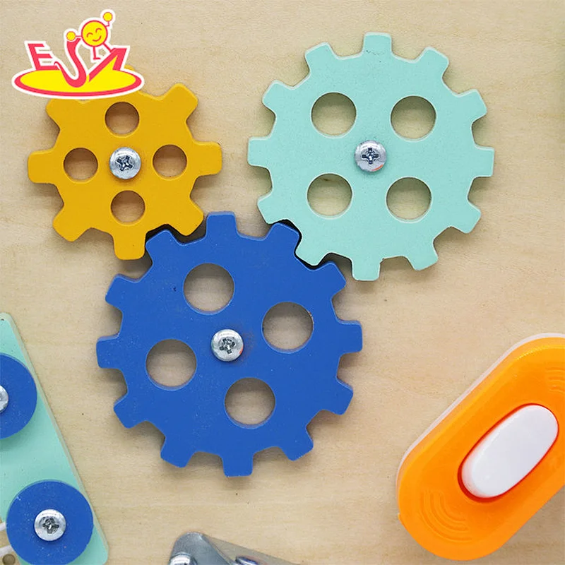 Handmade Montessori education wooden buckle up toys busy board for kids W12D381B