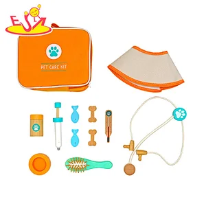 Fashion portable pretend play wooden toys veterinary set for kids W10D424