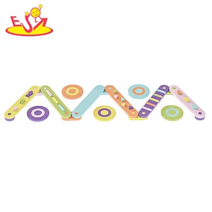 Neues Design Macaron niedliches hölzernes Spielküchenspielzeug für Kinder W10C582