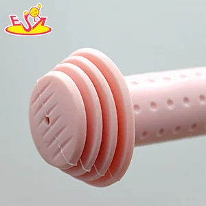 Neues Design Macaron niedliches hölzernes Spielküchenspielzeug für Kinder W10C582