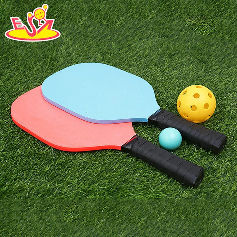 Hot Selling Outdoor Sports Game Wooden Pickleball Paddle With Customize W01C002