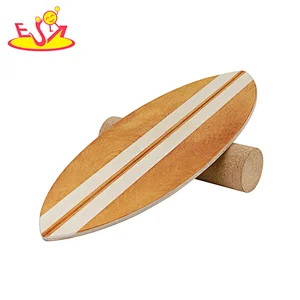 Neues Design Macaron niedliches hölzernes Spielküchenspielzeug für Kinder W10C582