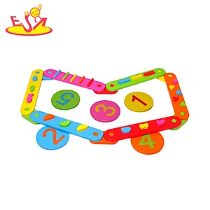 Neues Design Macaron niedliches hölzernes Spielküchenspielzeug für Kinder W10C582