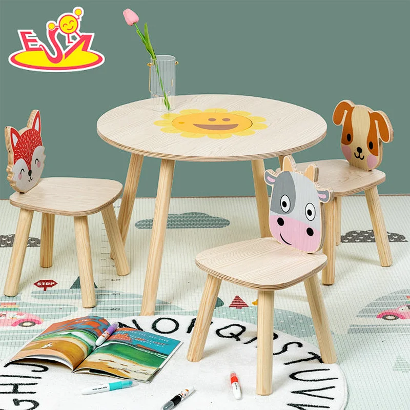 High Quality Kids Furniture Cartoon Animal Wooden Table and Chairs Set W08G351