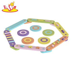 Neues Design Macaron niedliches hölzernes Spielküchenspielzeug für Kinder W10C582