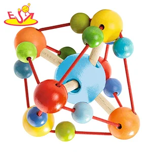 Neues Design Macaron niedliches hölzernes Spielküchenspielzeug für Kinder W10C582