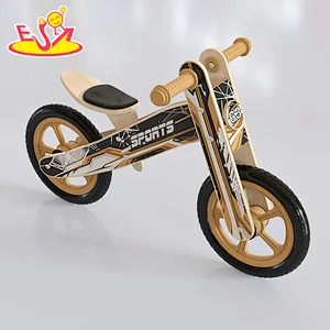تصميم جديد معكرون لعبة مطبخ خشبية لطيفة للأطفال W10C582