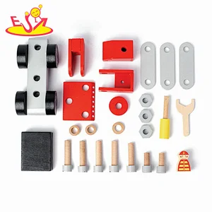 Educational Assembly Engineering Tools Set Wooden Fire Truck Toy For Kids W04A598