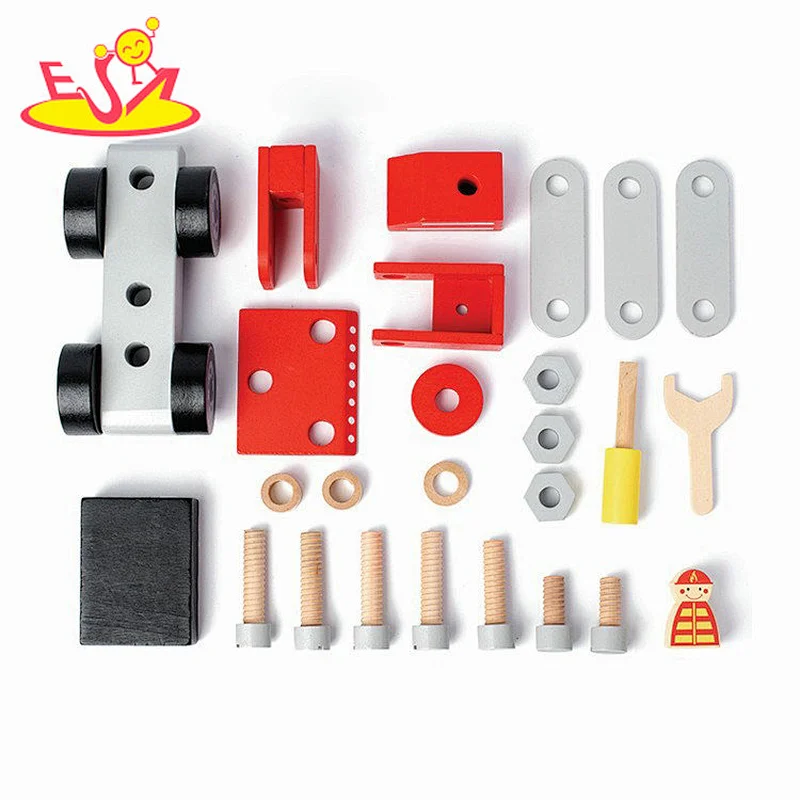Educational Assembly Engineering Tools Set Wooden Fire Truck Toy For Kids W04A598