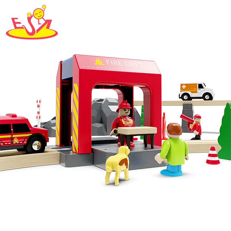 70 Pcs Track Set Educational Assembly Wooden Train Railway Toy For Kids W04C240