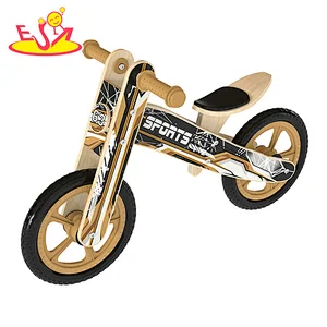 تصميم جديد معكرون لعبة مطبخ خشبية لطيفة للأطفال W10C582