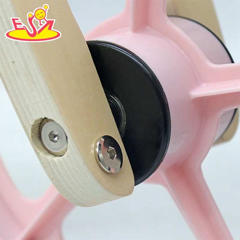 Neues Design Macaron niedliches hölzernes Spielküchenspielzeug für Kinder W10C582