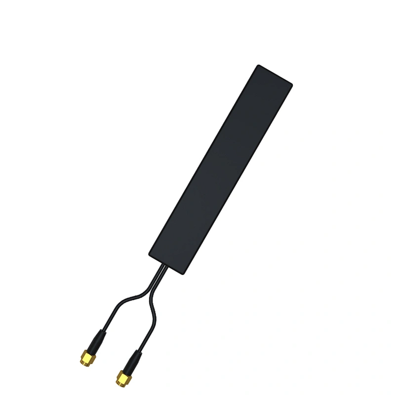 5dBi Flat 4G LTE MIMO Patch Antenna Sticking Amount External Antenna for Vehicle Communication