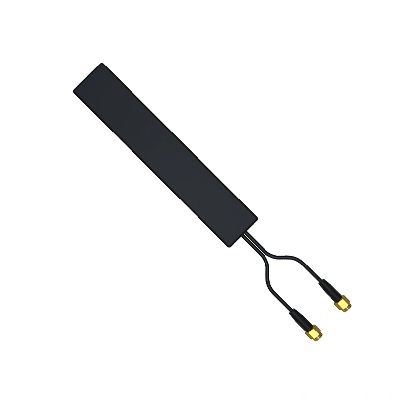5dBi Flat 4G LTE MIMO Patch Antenna Sticking Amount External Antenna for Vehicle Communication