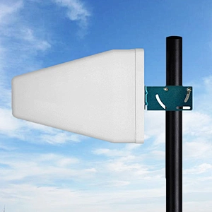 3G 4G LTE Wide Band 11dBi 700MHz to 2.7GHz Range RP-SMA Male Directional Roof LPDA Antenna