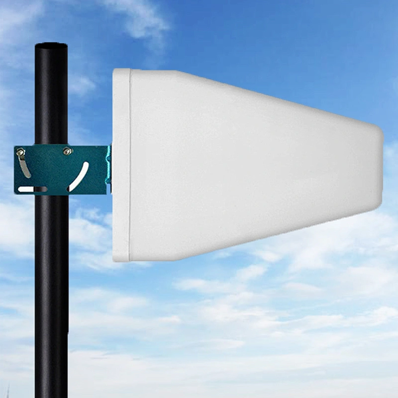 3G 4G LTE Wide Band 11dBi 700MHz to 2.7GHz Range RP-SMA Male Directional Roof LPDA Antenna