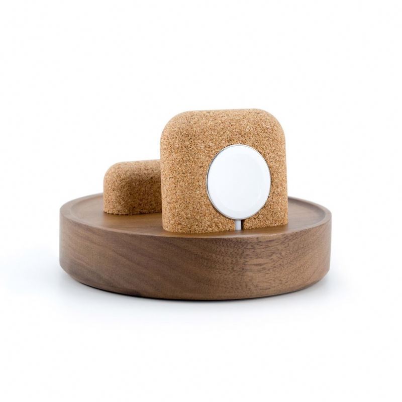 2024 new 2 IN 1 multifunction cork Wood Watch With Round Wooden Stand Wireless Charger high quality wireless charger
