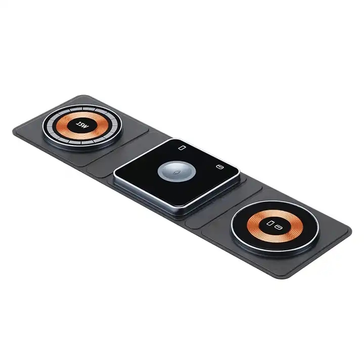 JEDI 2023 New Hot Foldable 3-in-1 Charging Mat Pocket Size PU Leather 3 In 1 Folding Magnetic Wireless Charger With Custom Logo