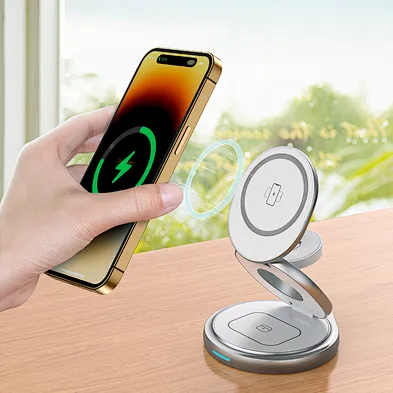 Foldable 3 In 1 15W Magnetic Fast Charging Custom  Wireless Charger vertical charging are very convenient