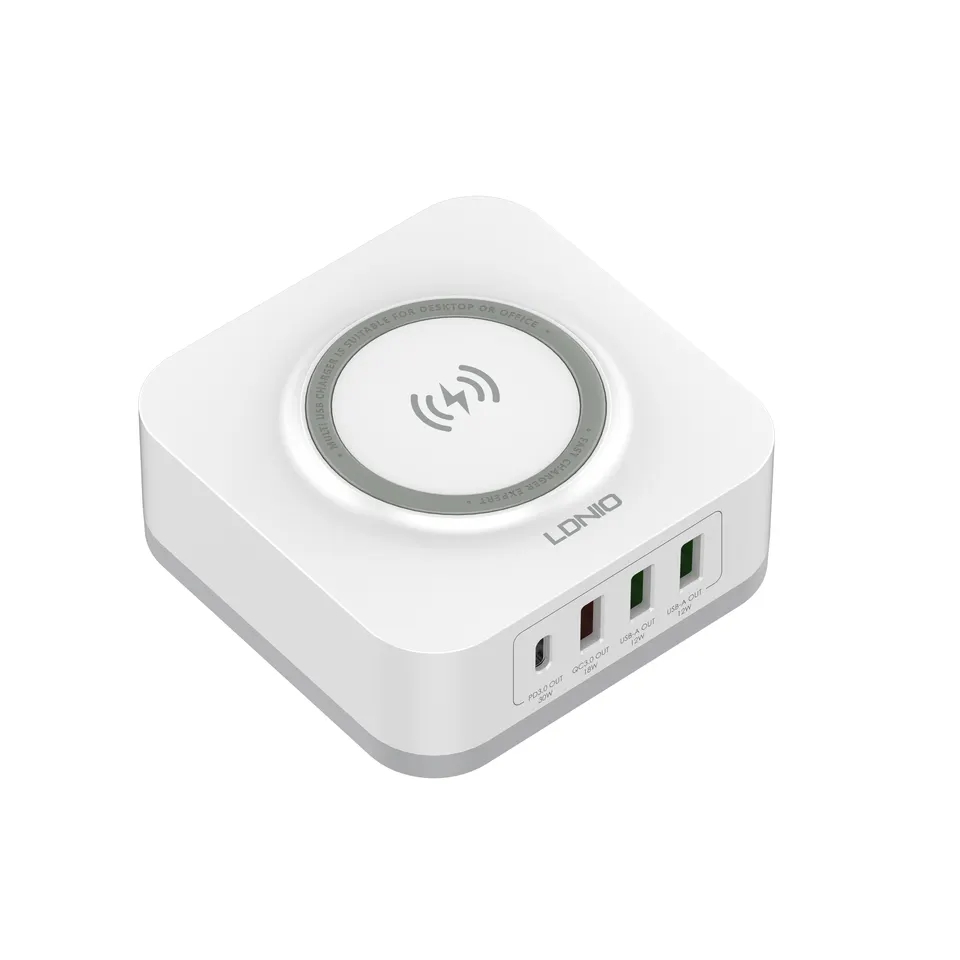 JEDI 2023 New Desktop Charge Stand 4 Ports USB Type C Mobile Phone PD QC3.0 Wireless Charger For Laptop