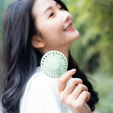 Customized Logo Small Size USB Cooling Fan Rechargeable Summer Battery Portable Air Cooling Usb Mini Fan