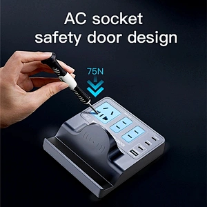2024 new high quality multifunction wireless charger Desktop 5 Ports Extension Socket With Wirelesssocket multiport charger