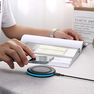 2024 portable wireless charger high quality Mini Multifunction Magic Qi 15W Charging 3 In 1 Wireless Charger Pad
