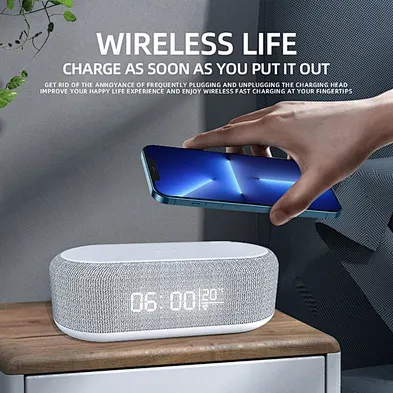Best Gift Promotional Desk & Table Clock Digital Clock Wireless Charger LED Alarm Clock QI Wireless Charging Wooden Phone 5W 10W