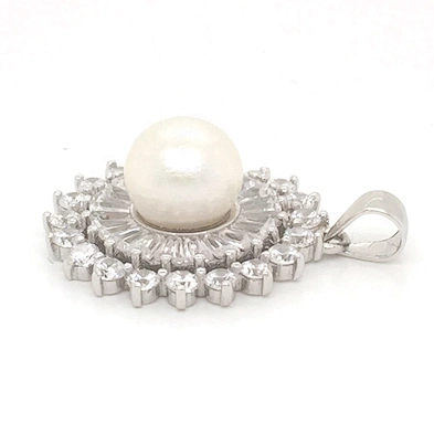 Beautiful 925 Silver Mother Of Pearl Moonlight Design Anniversary Pendant